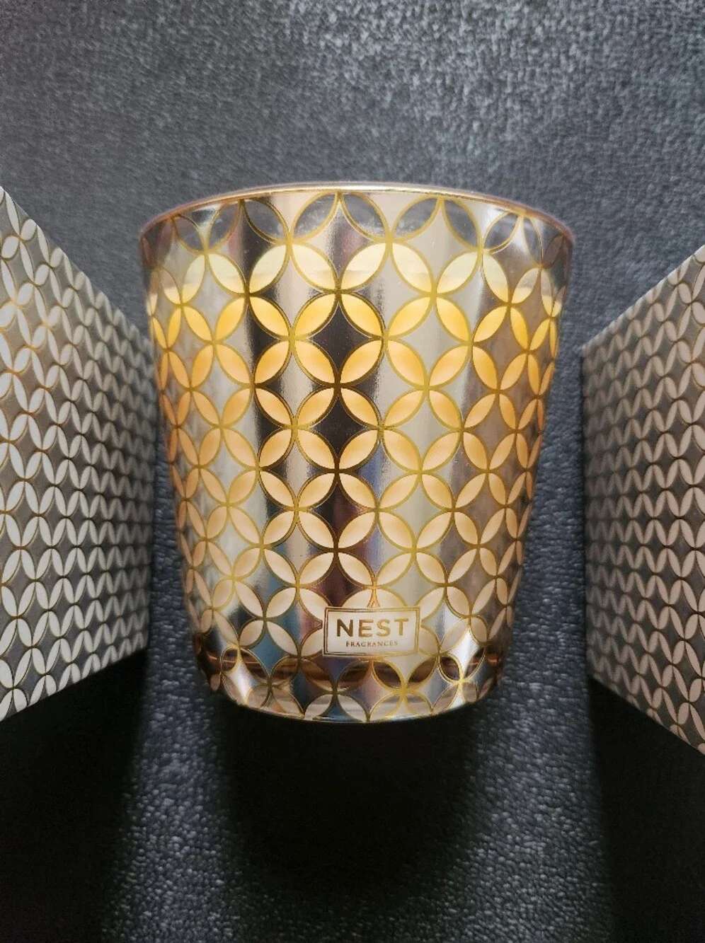 NEST Fragrances - Limited Edition Sparkling Cassis 3-Wick Candle - 21.1oz - NWT